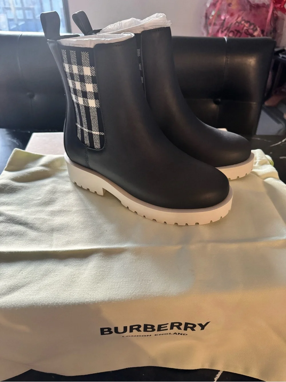Brand new never worn Burberry Kids' Dearington Check Chelsea Boot